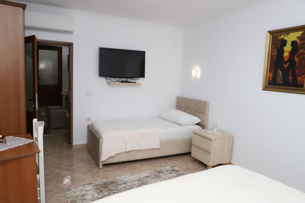 Downtown Apartment 2 Berat Zewnętrze zdjęcie
